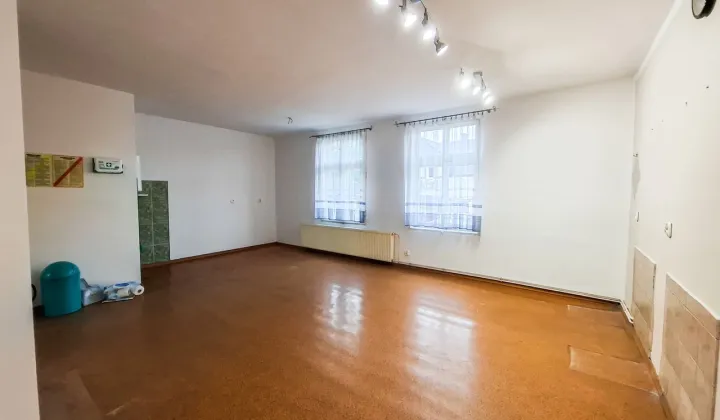 Lokal Pszczółki, ul. Pomorska