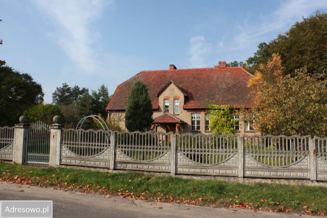 dom wolnostojący, 5 pokoi Karwin. Zdjęcie 1