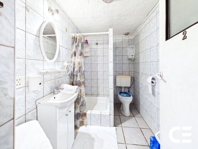 dom wolnostojący, 7 pokoi Zbytowa. Zdjęcie 14