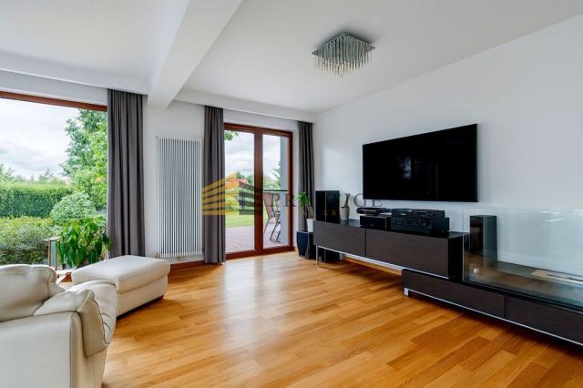 bliźniak, 6 pokoi Warszawa Białołęka, ul. Stanisława Chudoby. Zdjęcie 3