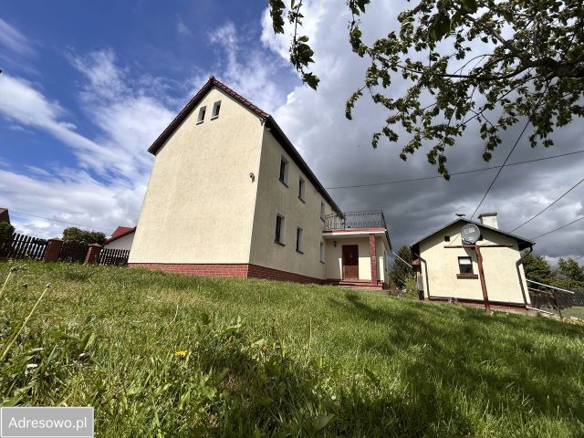 dom wolnostojący, 3 pokoje Radogoszcz. Zdjęcie 1