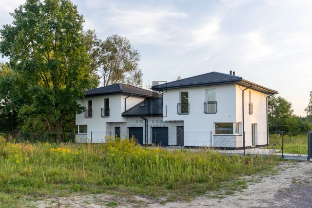 bliźniak, 5 pokoi Halinów. Zdjęcie 1