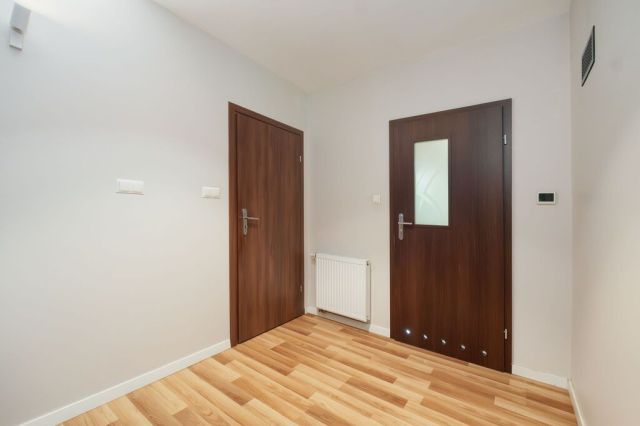 dom wolnostojący, 5 pokoi Czarnowo. Zdjęcie 22