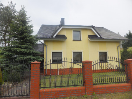 dom wolnostojący, 7 pokoi Kup, ul. Brynicka 12C
