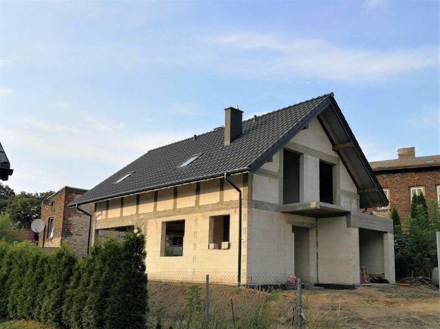 dom wolnostojący, 5 pokoi Dąbrowa Górnicza Strzemieszyce Wielkie, ul. Strzemieszycka. Zdjęcie 1