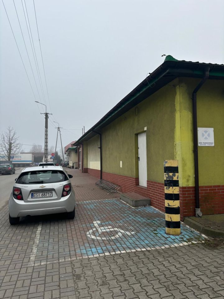 Lokal Błaszki, ul. Sieradzka. Zdjęcie 1