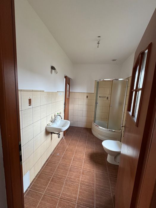 dom wolnostojący, 3 pokoje Krześnica. Zdjęcie 3