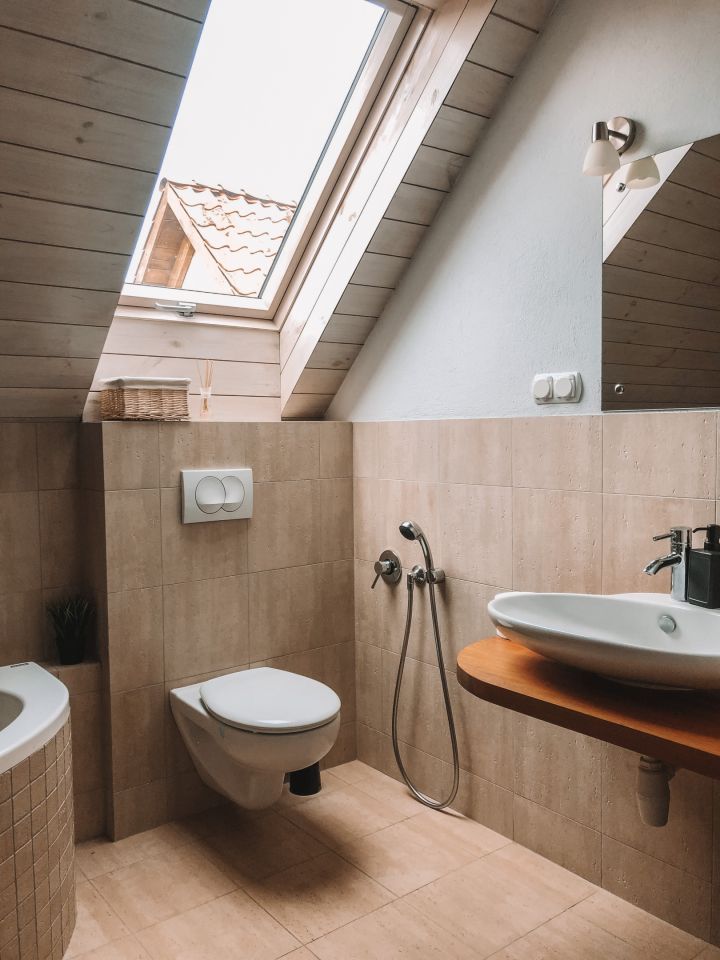 dom wolnostojący, 11 pokoi Ruś. Zdjęcie 13