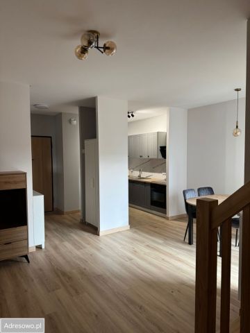 Mieszkanie 2-pokojowe Gdynia Mały Kack, ul. Strzelców. Zdjęcie 1