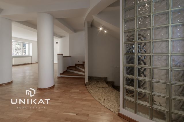 dom szeregowy, 9 pokoi Warszawa Bielany, ul. Hajoty. Zdjęcie 6