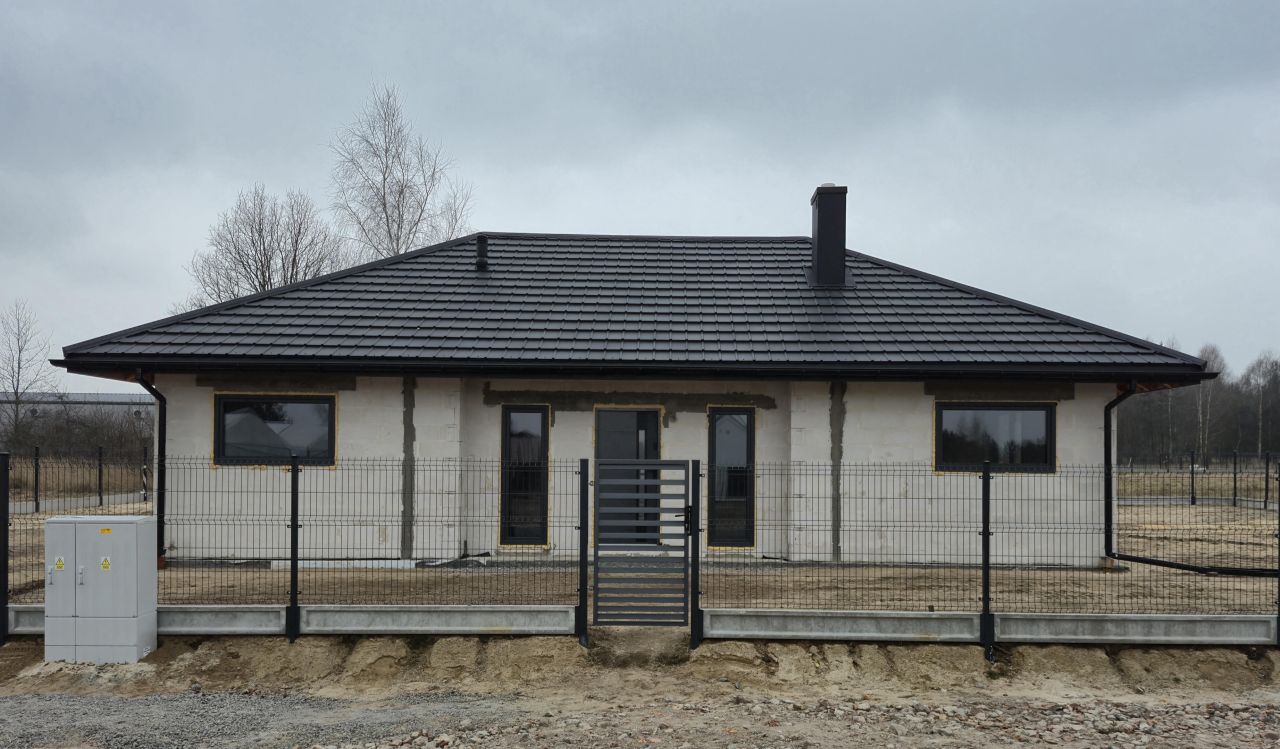 dom wolnostojący, 3 pokoje Mysłów, ul. Sosnowa. Zdjęcie 1