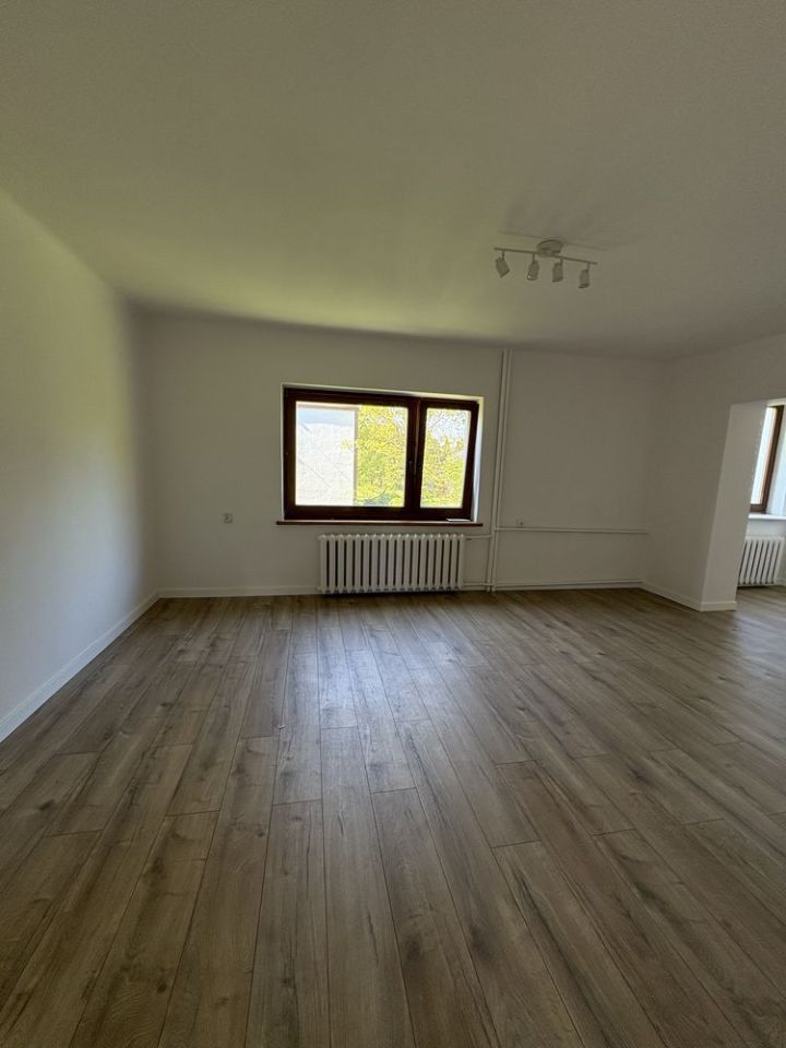 dom wolnostojący, 4 pokoje Kutno