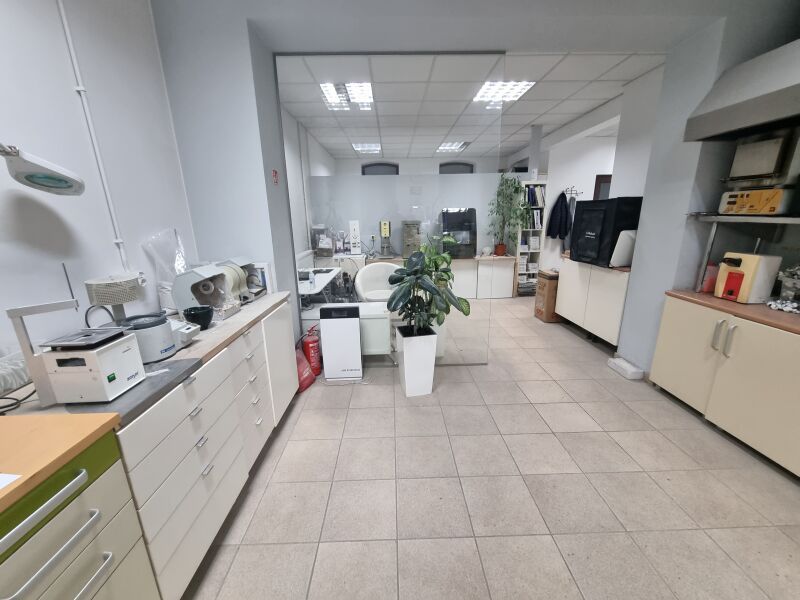 Lokal Katowice Wełnowiec, ul. Gnieźnieńska. Zdjęcie 4