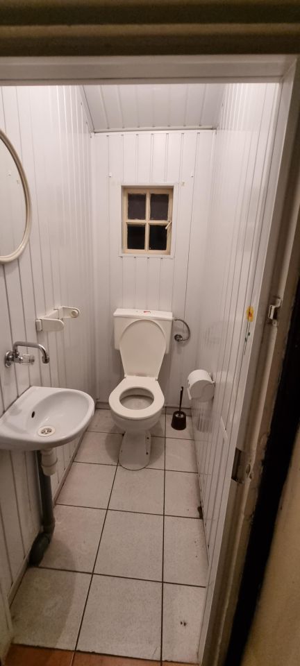 Lokal Ostrowiec Świętokrzyski Centrum, ul. Adama Wardyńskiego. Zdjęcie 4