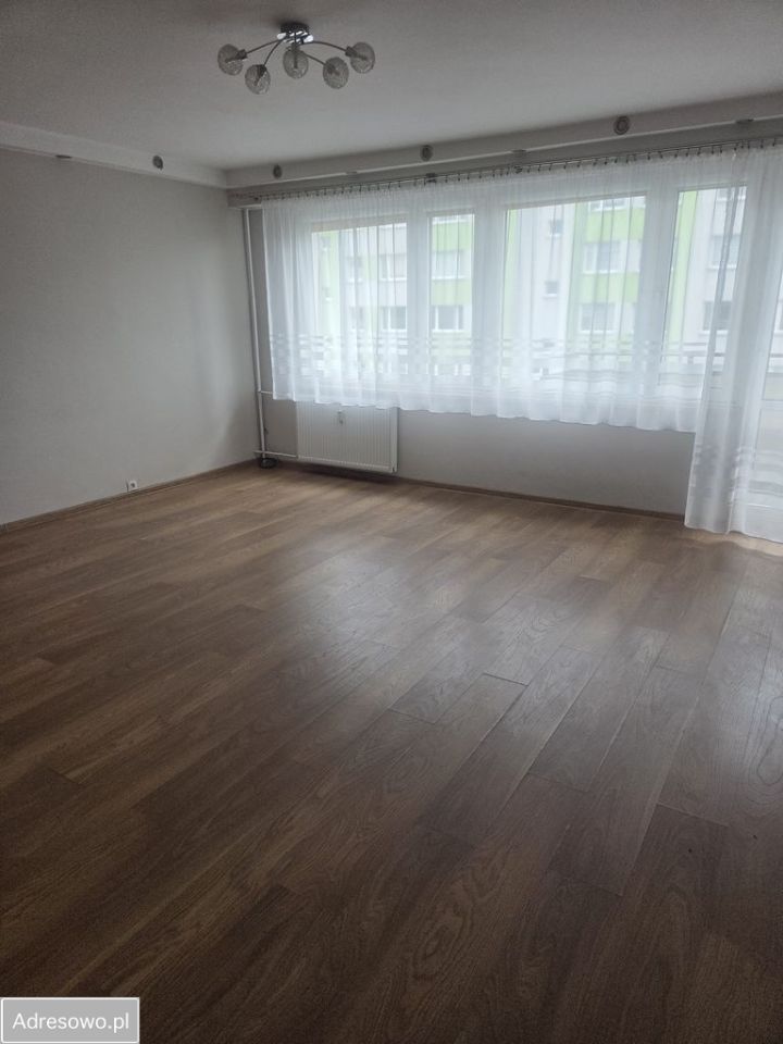 Mieszkanie 3-pokojowe Prudnik, ul. Kombatantów. Zdjęcie 4