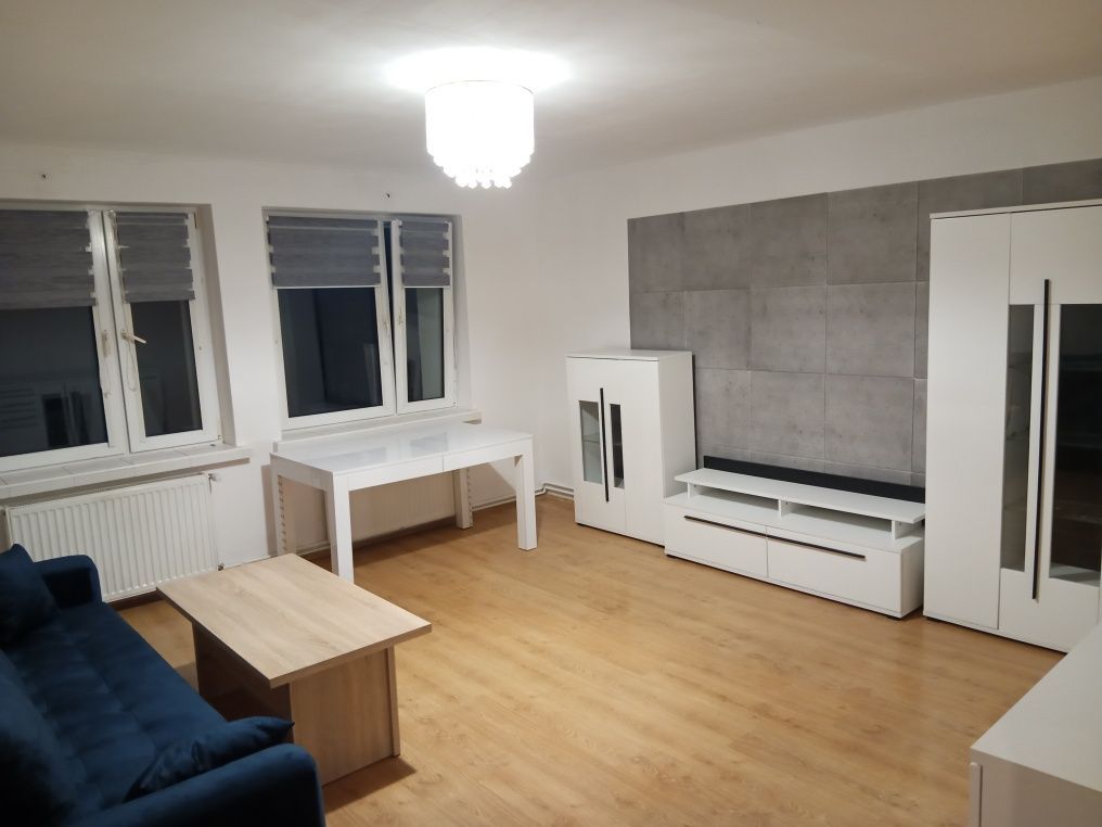 Mieszkanie 3-pokojowe Zemsko. Zdjęcie 1