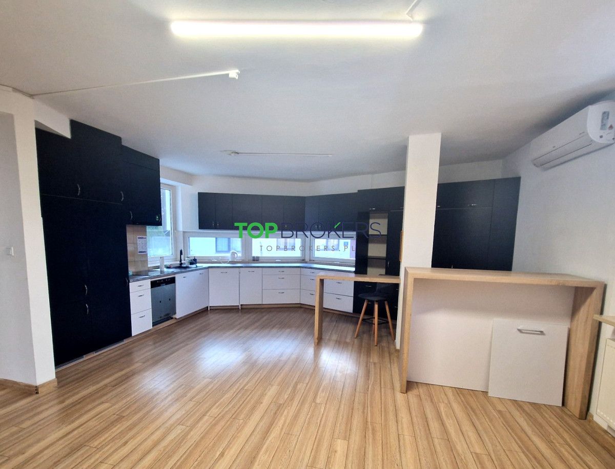 dom wolnostojący, 14 pokoi Warszawa Ochota. Zdjęcie 18