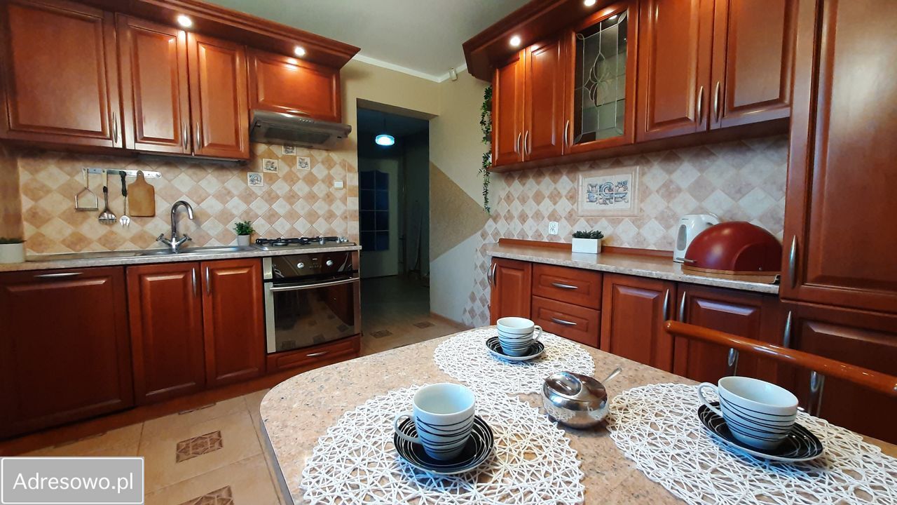 dom wolnostojący, 5 pokoi Mława Centrum, ul. Padlewskiego. Zdjęcie 6