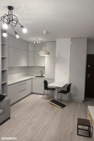 Mieszkanie 2-pokojowe Wrocław, ul. Komuny Paryskiej. Zdjęcie 2