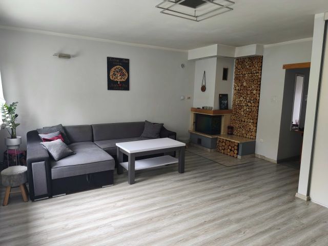 Mieszkanie 2-pokojowe Pisarzowice. Zdjęcie 1