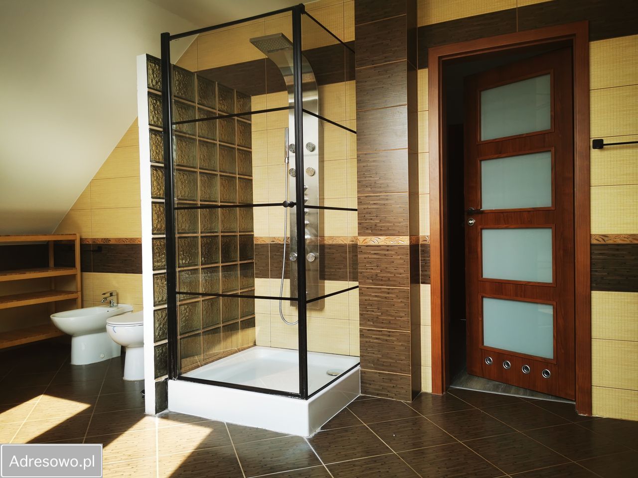 dom wolnostojący, 5 pokoi Nowodwór. Zdjęcie 10