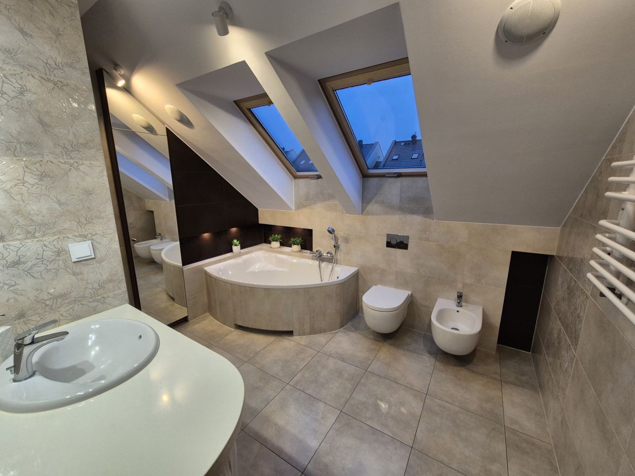 dom szeregowy Kąty Wrocławskie. Zdjęcie 5