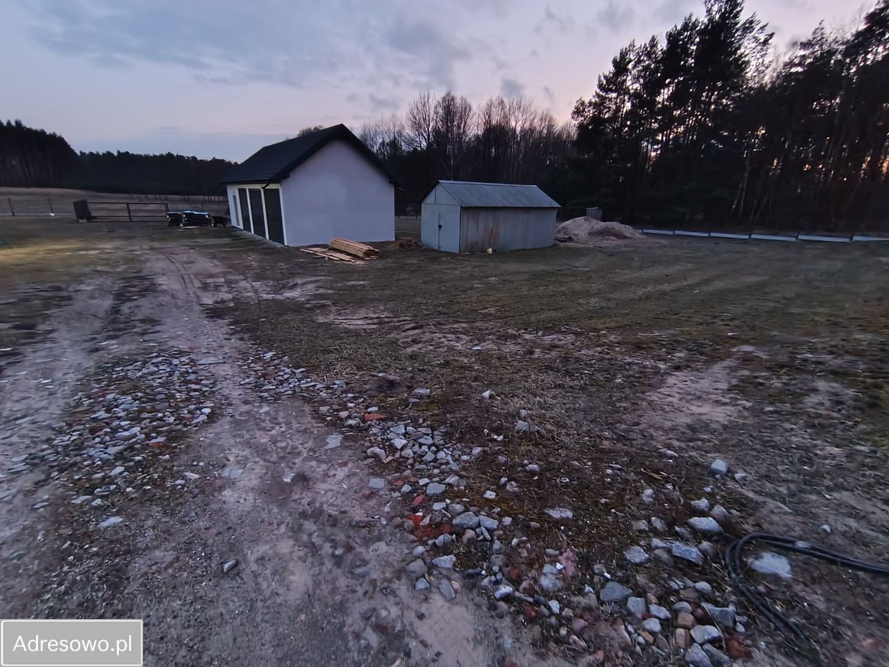 dom wolnostojący, 3 pokoje Zamęty. Zdjęcie 6