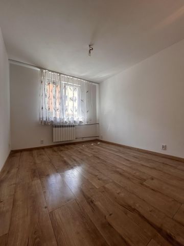 Mieszkanie 1-pokojowe Piotrków Trybunalski Śródmieście, ul. Adama Próchnika. Zdjęcie 1
