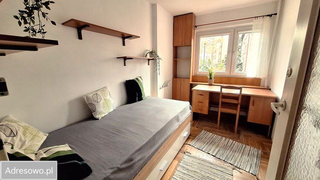 Mieszkanie 4-pokojowe Kraków Łobzów, ul. Mazowiecka. Zdjęcie 1