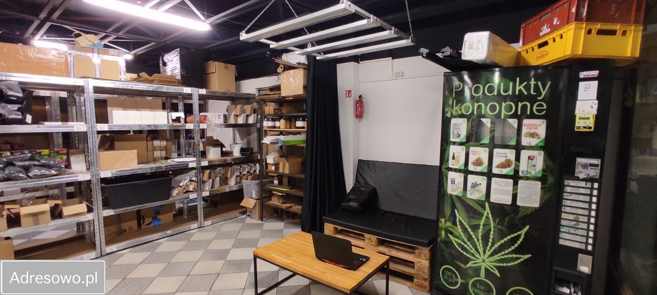 Hala/magazyn Łódź Retkinia, al. ks. kard. Stefana Wyszyńskiego. Zdjęcie 14