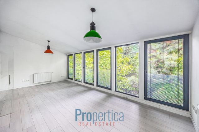 dom szeregowy, 7 pokoi Warszawa Praga-Południe, ul. Obrońców. Zdjęcie 1