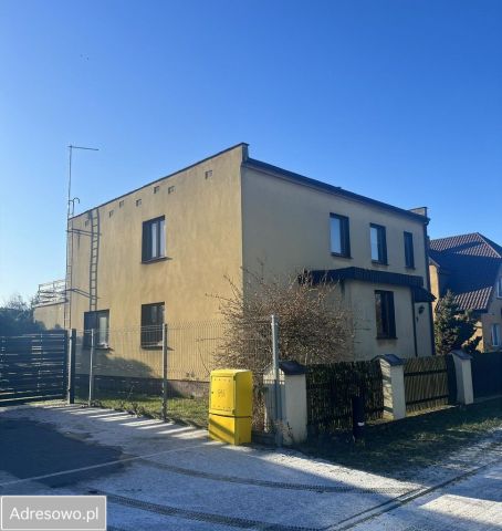 dom wolnostojący, 5 pokoi Jarocin. Zdjęcie 1