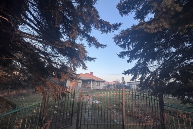 dom wolnostojący, 4 pokoje Strzegocin. Zdjęcie 1