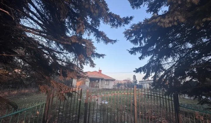 dom wolnostojący, 4 pokoje Strzegocin