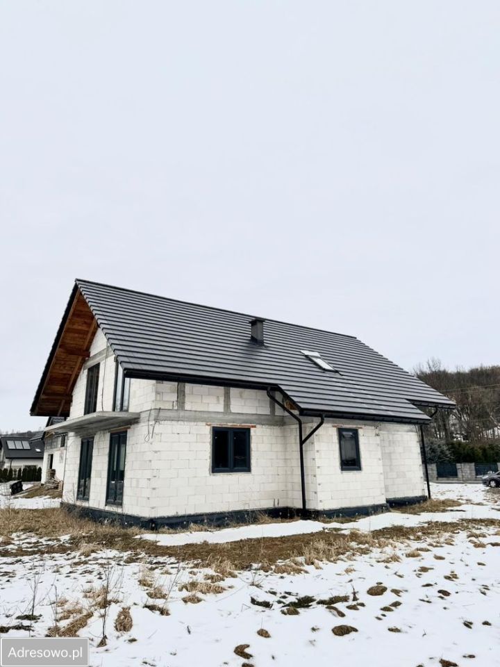 dom wolnostojący, 5 pokoi Osielec. Zdjęcie 2