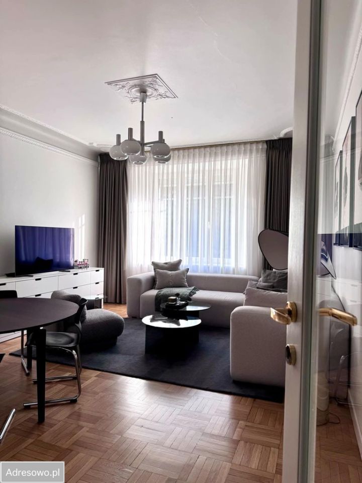 Mieszkanie 2-pokojowe Warszawa Powiśle, ul. Czerwonego Krzyża. Zdjęcie 1