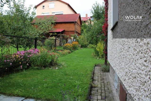 dom wolnostojący, 7 pokoi Nowa Ruda Słupiec. Zdjęcie 1