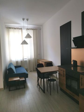 Mieszkanie 3-pokojowe Rybnik Śródmieście. Zdjęcie 1