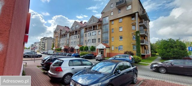 Mieszkanie 3-pokojowe Tychy, ul. Jana Barona. Zdjęcie 1