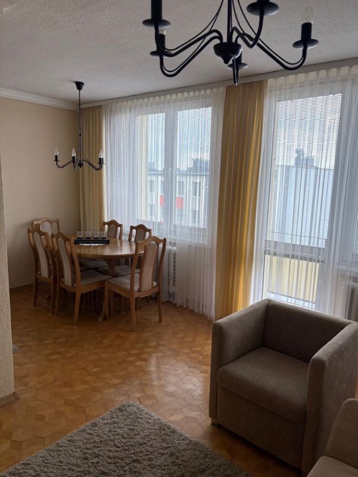 Mieszkanie 3-pokojowe Kraśnik. Zdjęcie 1