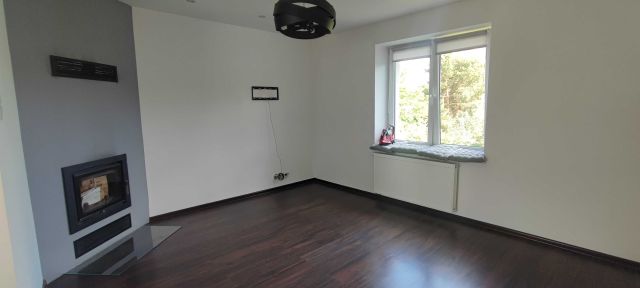 Mieszkanie 2-pokojowe Leśna, ul. Dereniowa. Zdjęcie 1