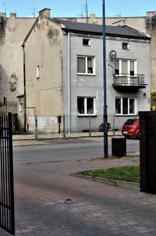 dom wolnostojący, 5 pokoi Radomsko Centrum, ul. Piłsudskiego. Zdjęcie 1