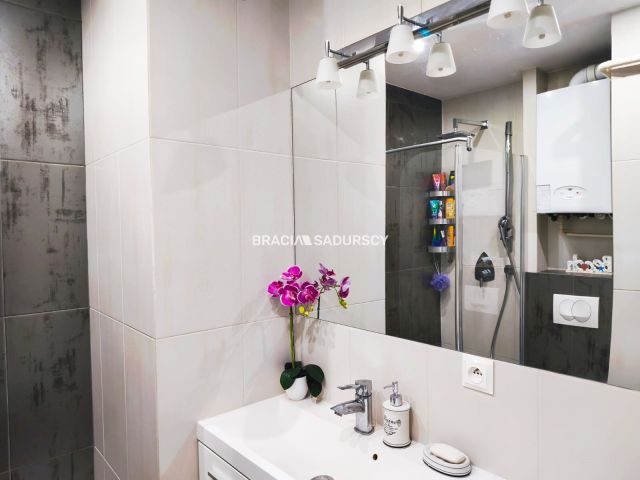 Mieszkanie 3-pokojowe Kraków Prądnik Czerwony, ul. abp. Zygmunta Szczęsnego Felińskiego. Zdjęcie 16