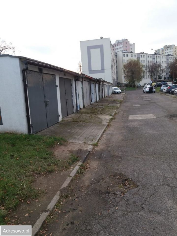 Garaż/miejsce parkingowe Lubin, ul. Topolowa