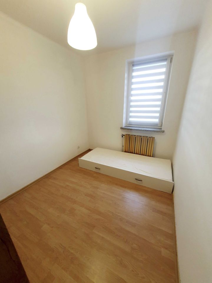 Mieszkanie 3-pokojowe Sieniawa, os. Kazimierza Wielkiego. Zdjęcie 6