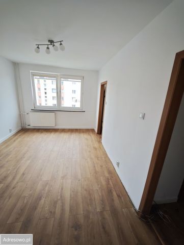 Mieszkanie 2-pokojowe Gdynia Chylonia, ul. Młyńska. Zdjęcie 1