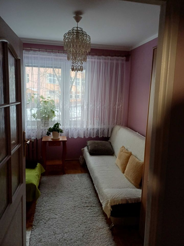 Mieszkanie 4-pokojowe Toruń Rubinkowo, ul. Józefa i Sylwestra Buszczyńskich. Zdjęcie 6