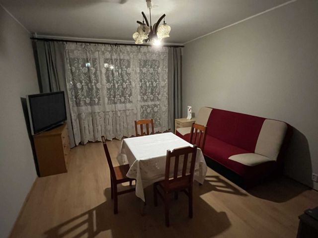 Mieszkanie 4-pokojowe Kutno. Zdjęcie 1