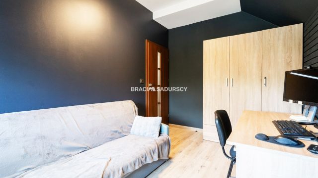 Mieszkanie 4-pokojowe Tomaszowice, ul. Kolberga. Zdjęcie 24