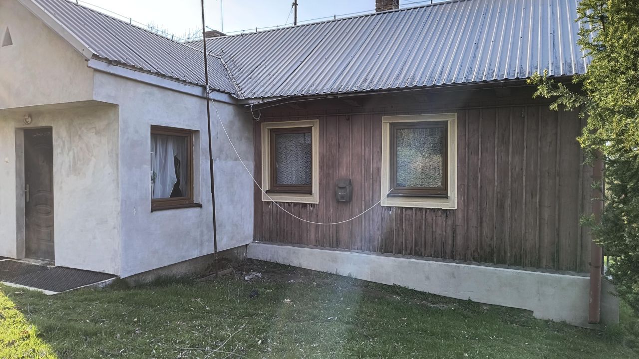 dom wolnostojący, 2 pokoje Zwiernik Krasówka. Zdjęcie 2